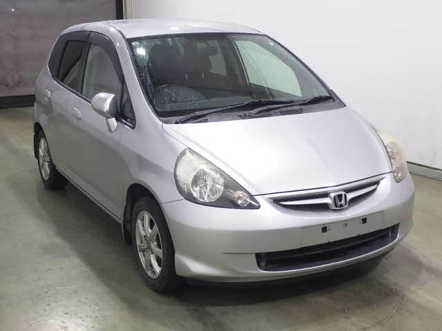 HONDA FIT — фото