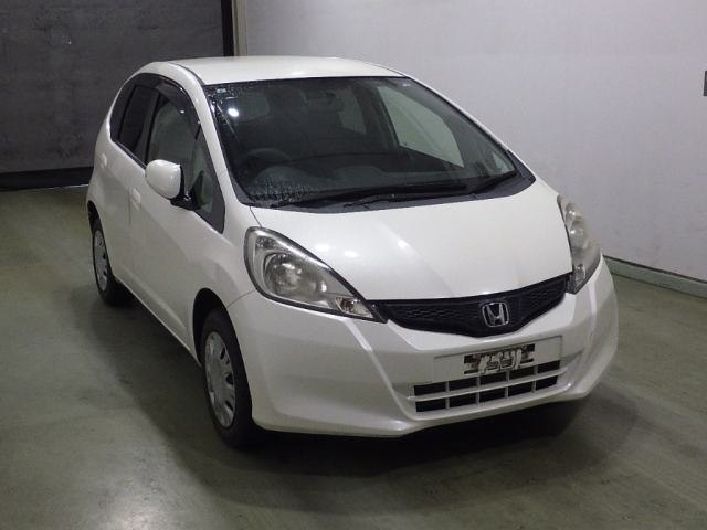 HONDA FIT — фото