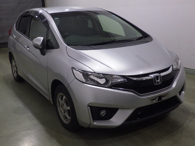 HONDA FIT — фото