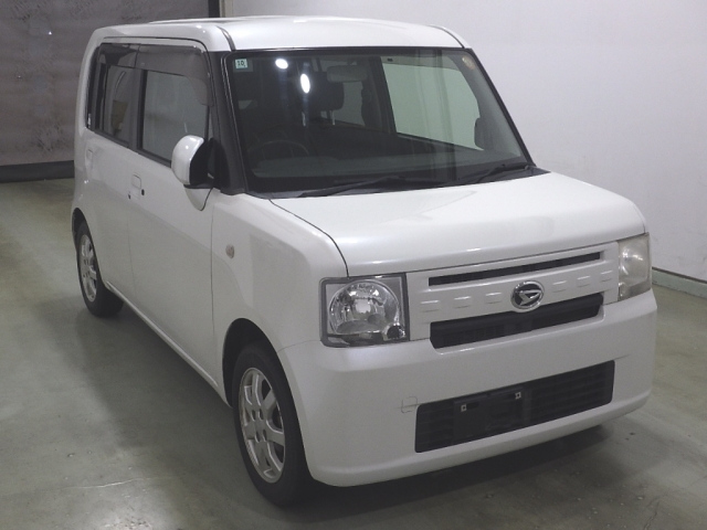 DAIHATSU MOVE — фото
