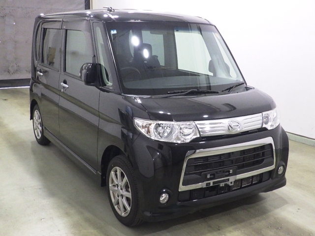 DAIHATSU TANTO — фото