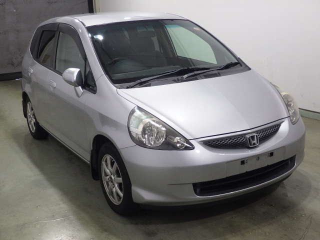 HONDA FIT — фото