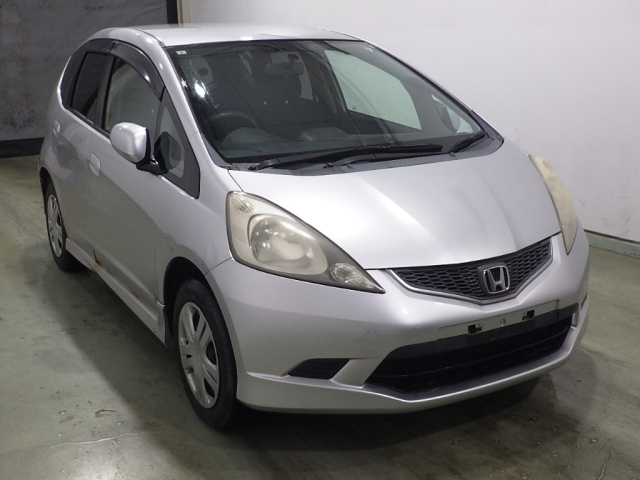 HONDA FIT — фото