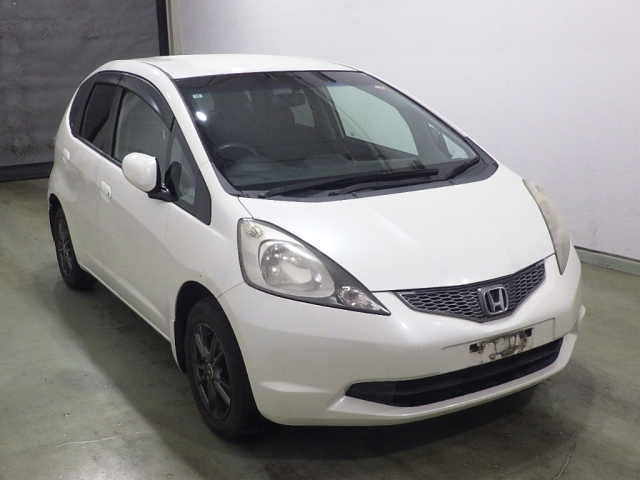HONDA FIT — фото