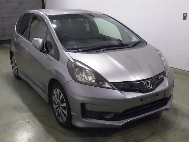 HONDA FIT — фото