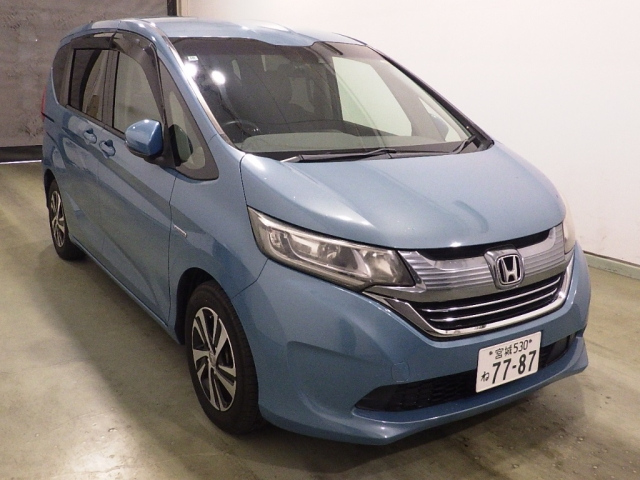 HONDA FREED — фото