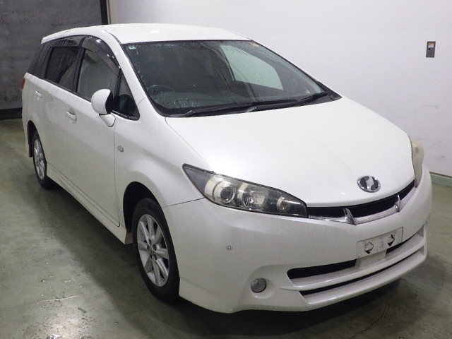 TOYOTA WISH