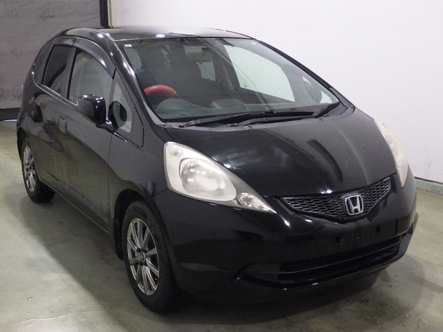 HONDA FIT — фото