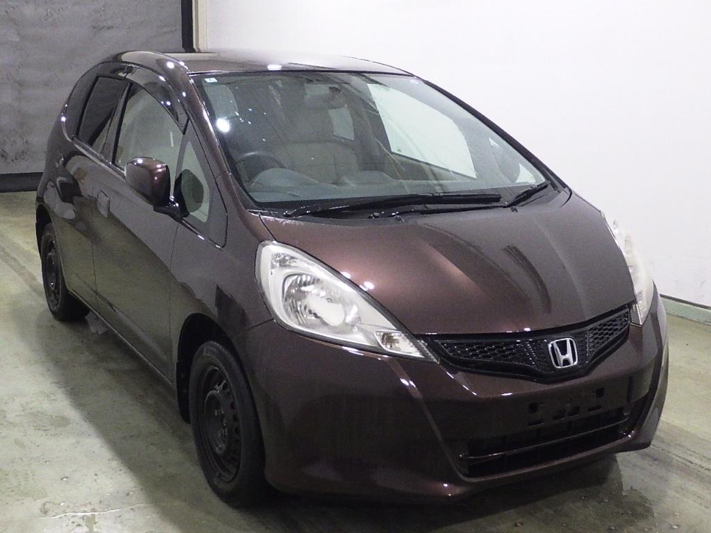 HONDA FIT — фото