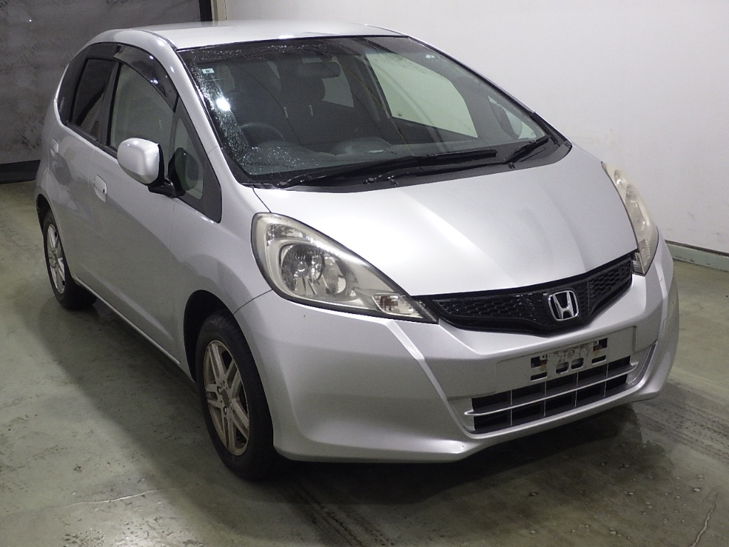 HONDA FIT — фото