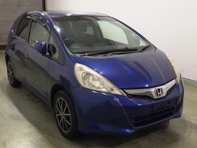 HONDA FIT — фото