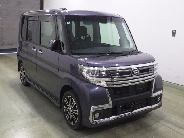 DAIHATSU TANTO — фото