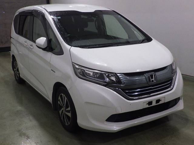 HONDA FREED — фото