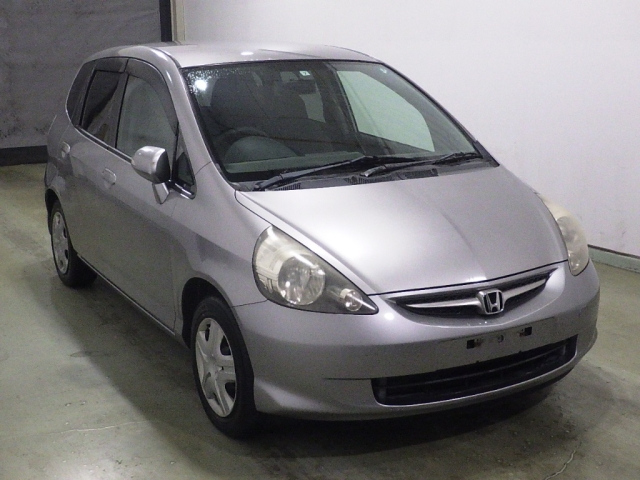 HONDA FIT — фото
