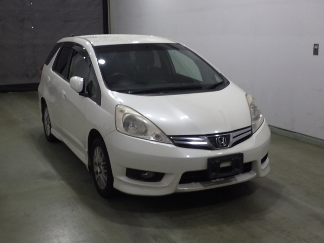HONDA FIT — фото