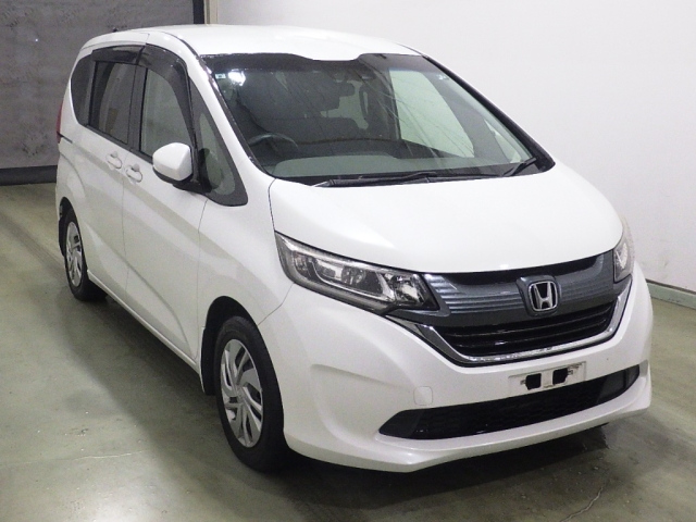 HONDA FREED — фото