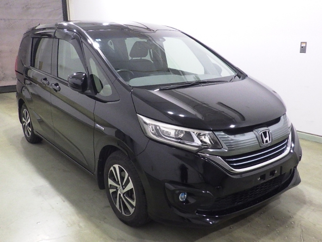 HONDA FREED — фото