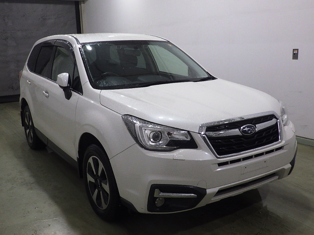 SUBARU FORESTER — фото
