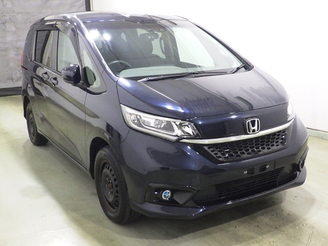 HONDA FREED — фото