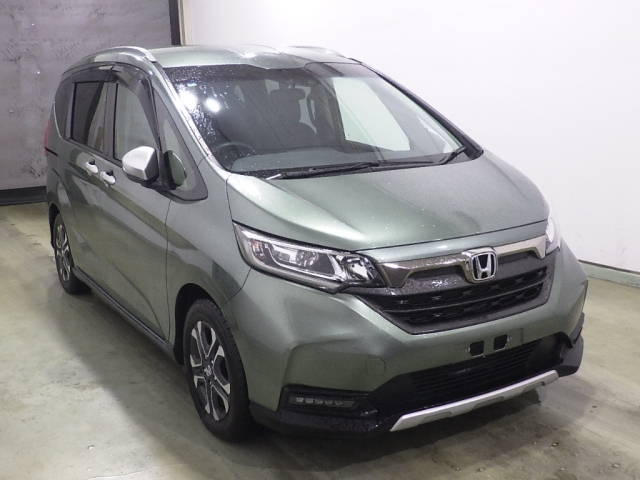 HONDA FREED — фото