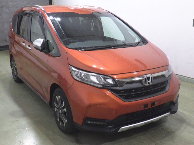 HONDA FREED — фото