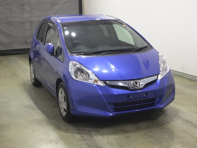 HONDA FIT — фото