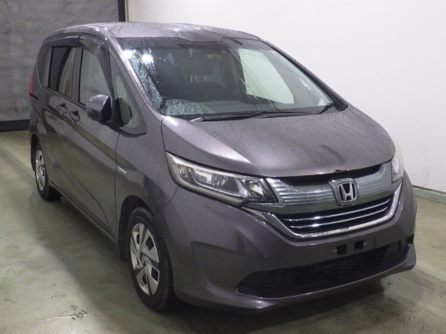 HONDA FREED — фото