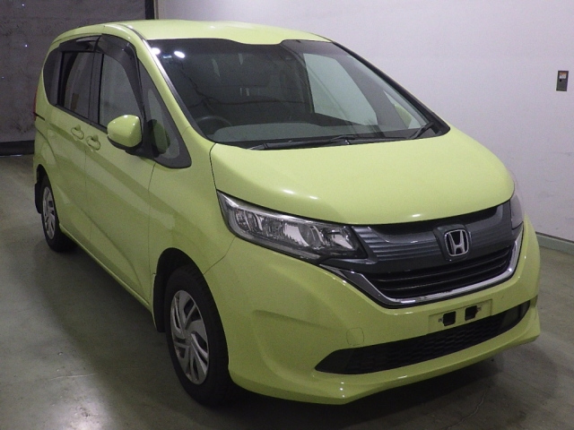 HONDA FREED — фото