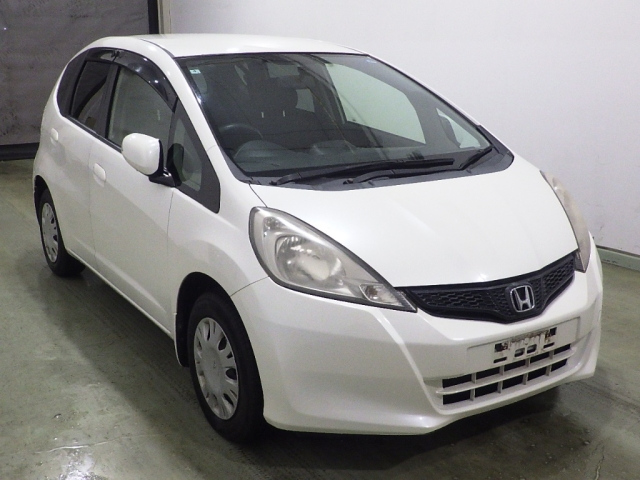 HONDA FIT — фото