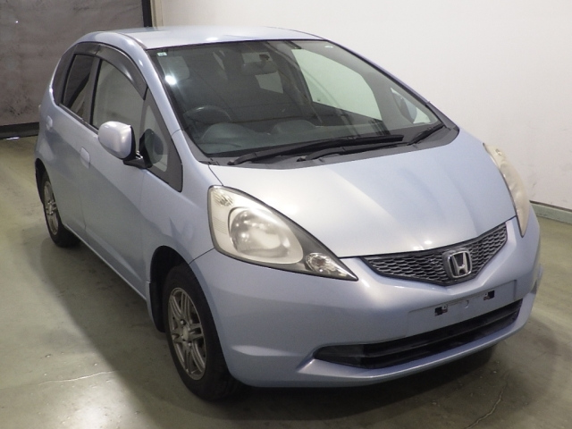 HONDA FIT — фото