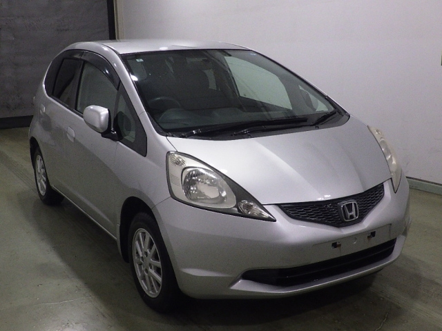 HONDA FIT — фото