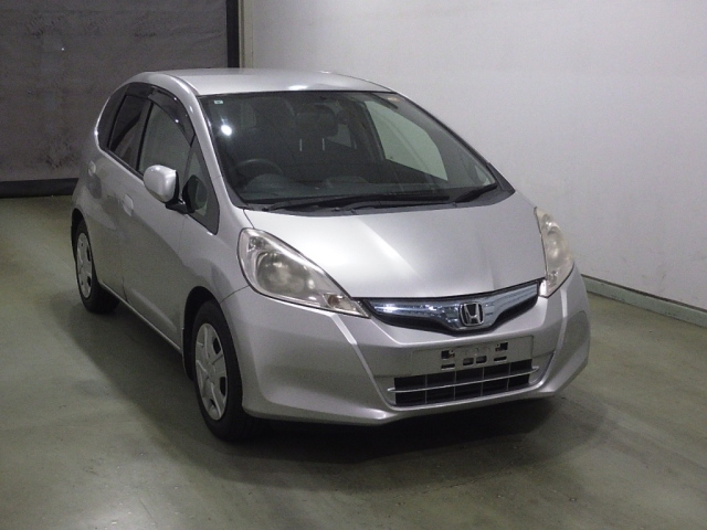 HONDA FIT — фото