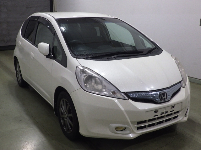 HONDA FIT — фото