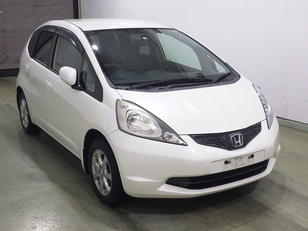 HONDA FIT — фото