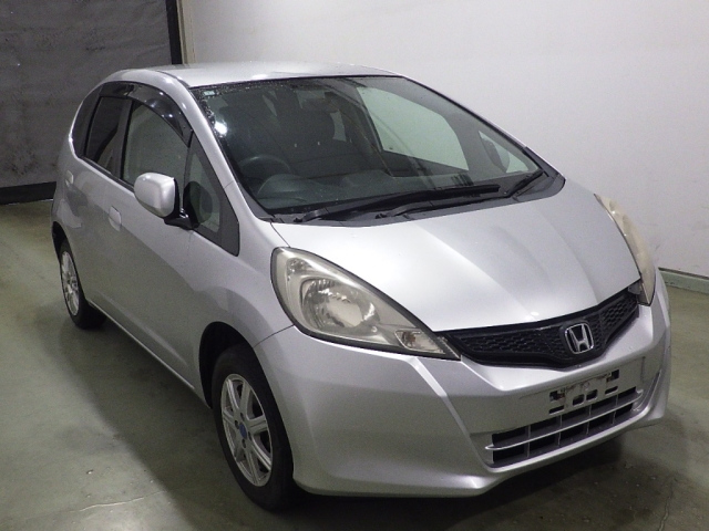HONDA FIT — фото