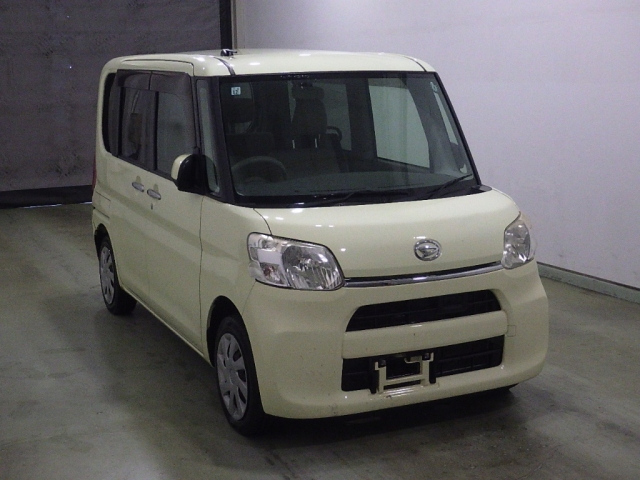 DAIHATSU TANTO — фото