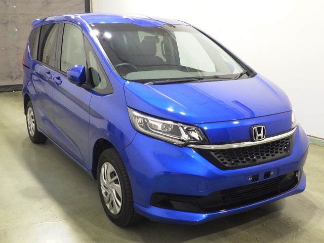 HONDA FREED — фото