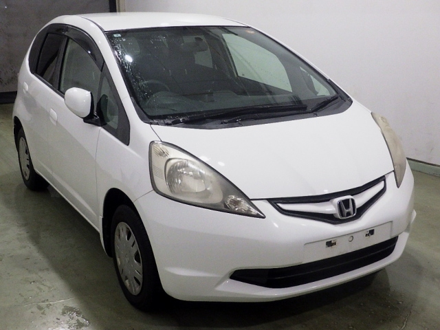 HONDA FIT — фото