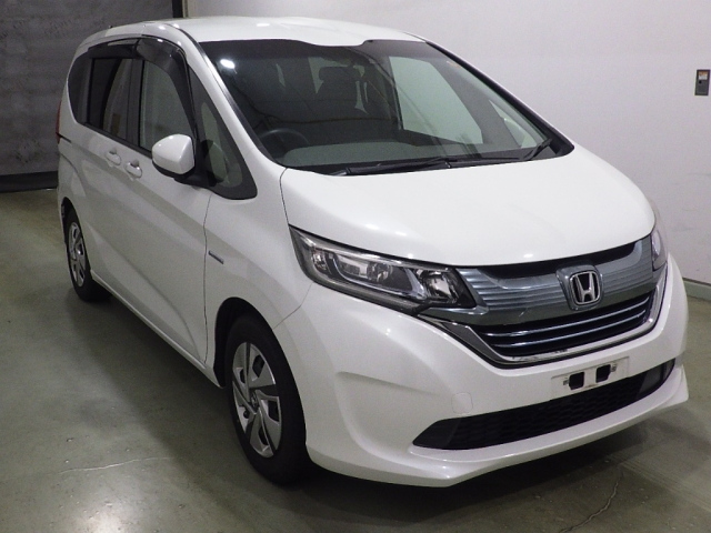 HONDA FREED — фото