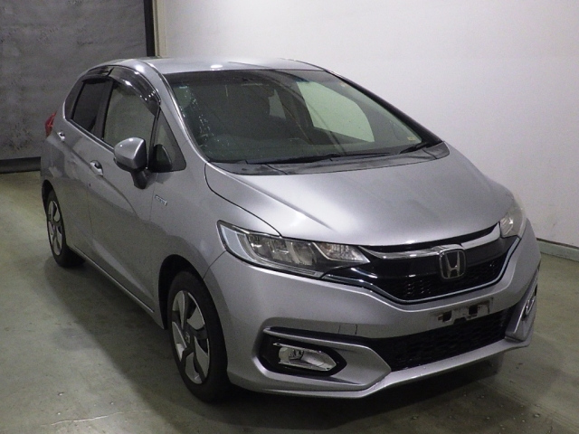 HONDA FIT — фото