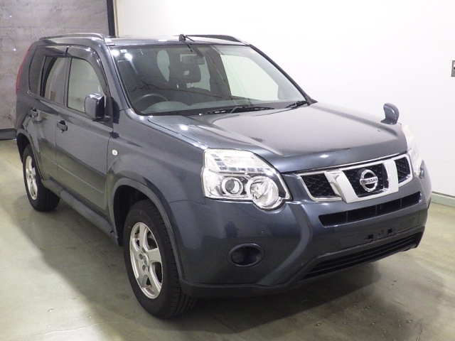 NISSAN X TRAIL — фото