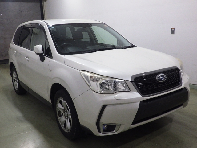 SUBARU FORESTER — фото