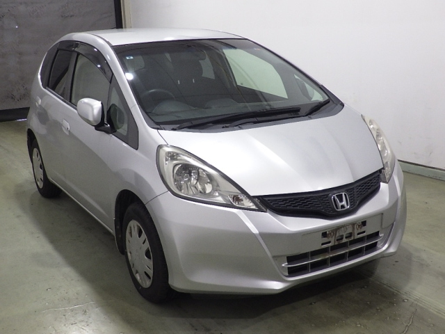HONDA FIT — фото