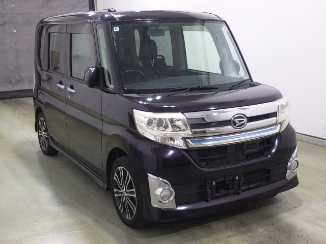 DAIHATSU TANTO — фото