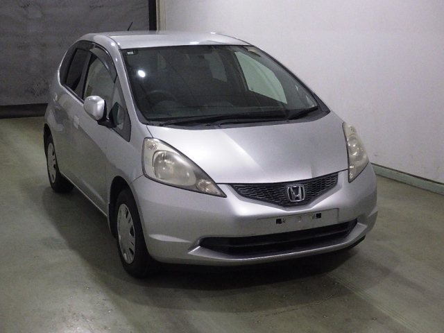 HONDA FIT — фото