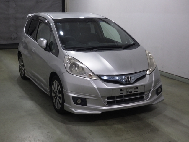 HONDA FIT — фото