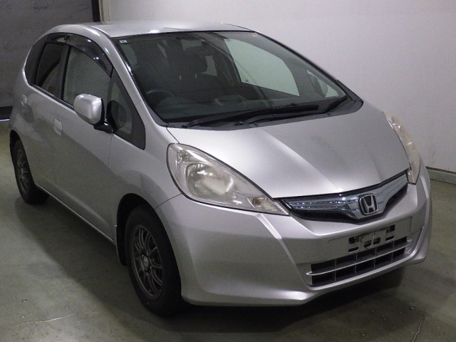 HONDA FIT — фото