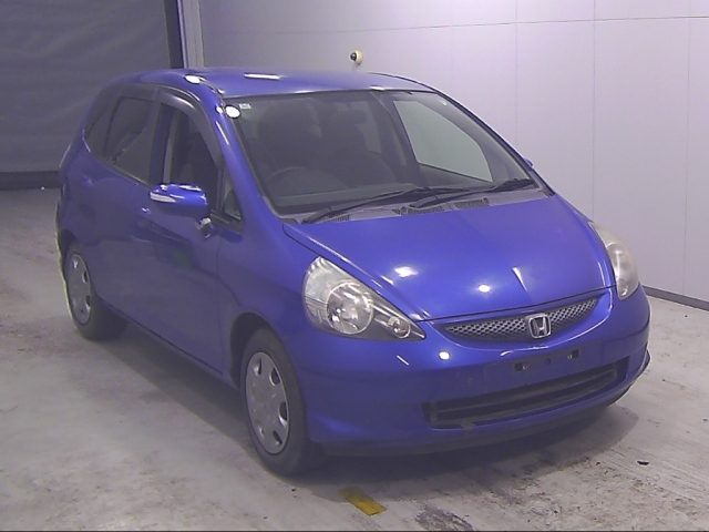 HONDA FIT — фото