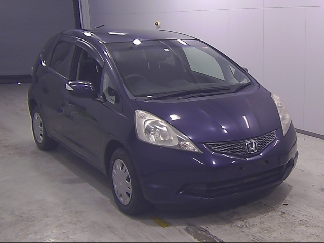 HONDA FIT — фото