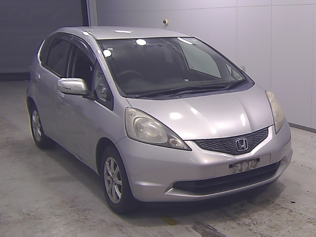 HONDA FIT — фото